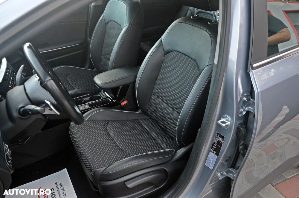 Kia XCeed 1.6 GDI DCT6 OPF Plug-in-Hybrid PLATINUM - 23