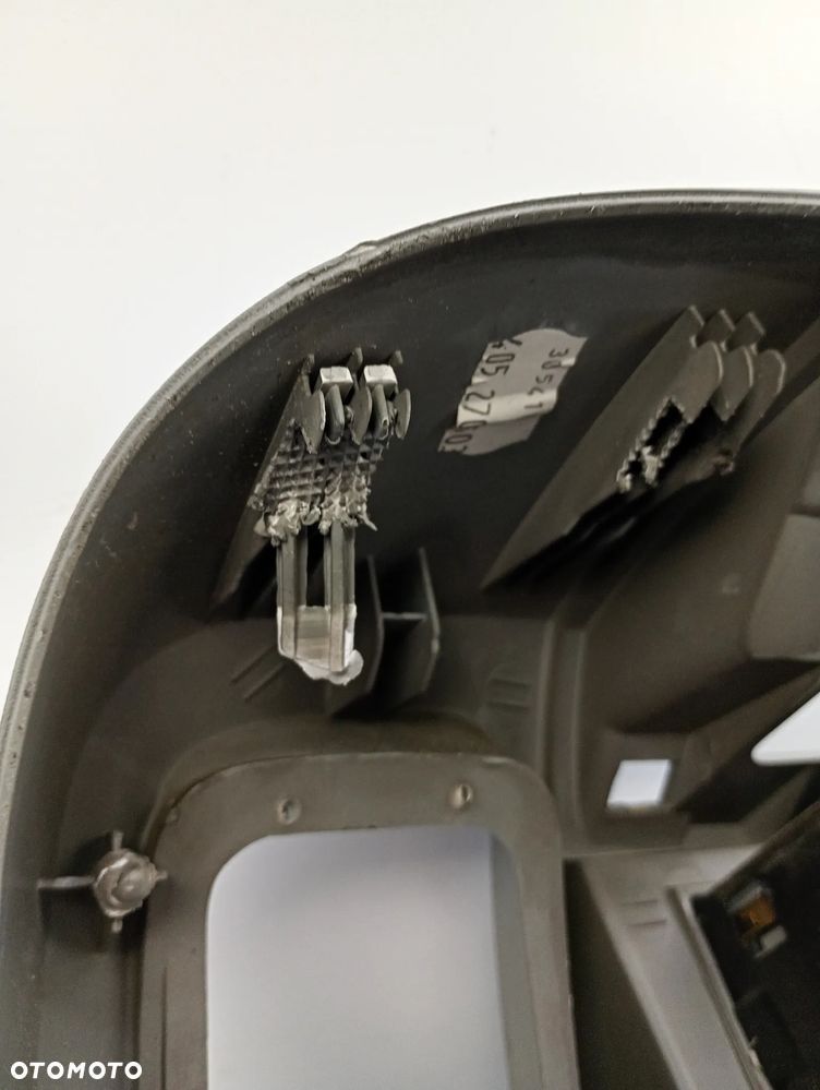 radio grundig ramka obudowa konsoli opel vivaro A - 14