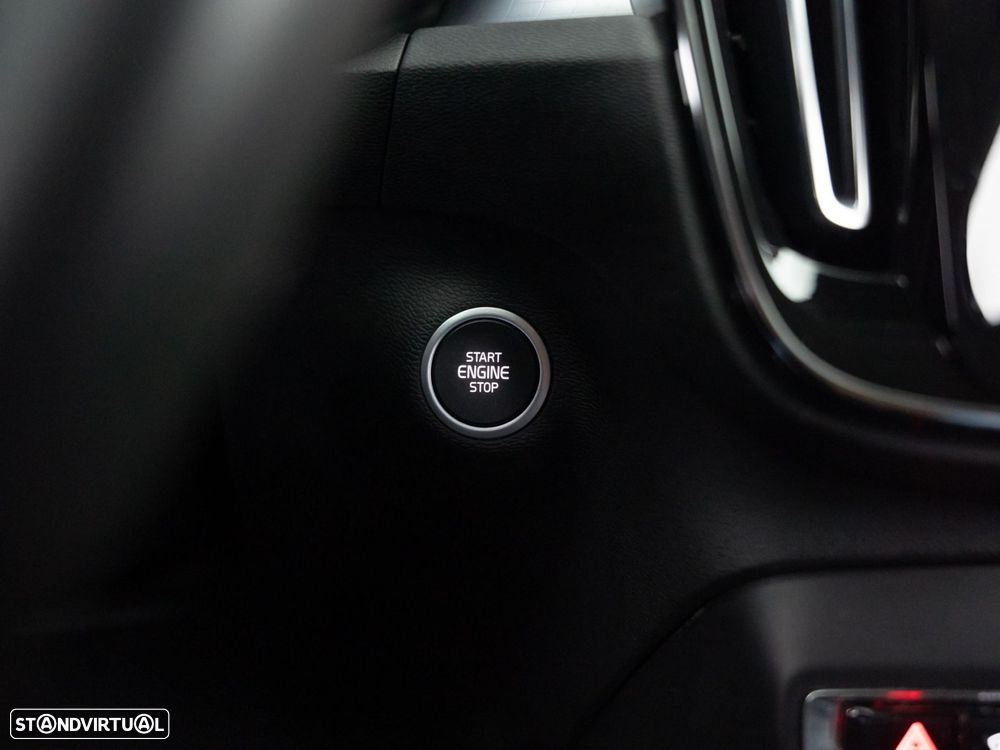 Volvo XC 40 1.5 T4 PHEV Inscription Expression - 26