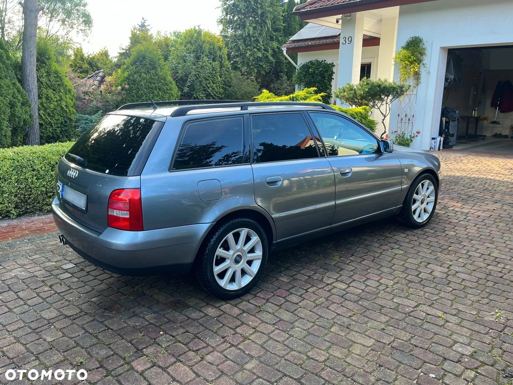 Audi A4 Avant 1.8T Quattro - 5