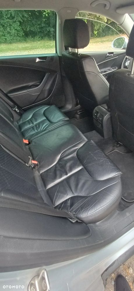 Volkswagen Passat 2.0 TDI Comfortline - 6