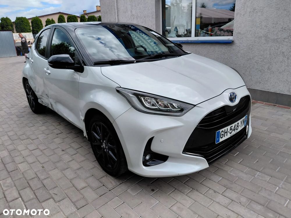 Toyota Yaris - 4
