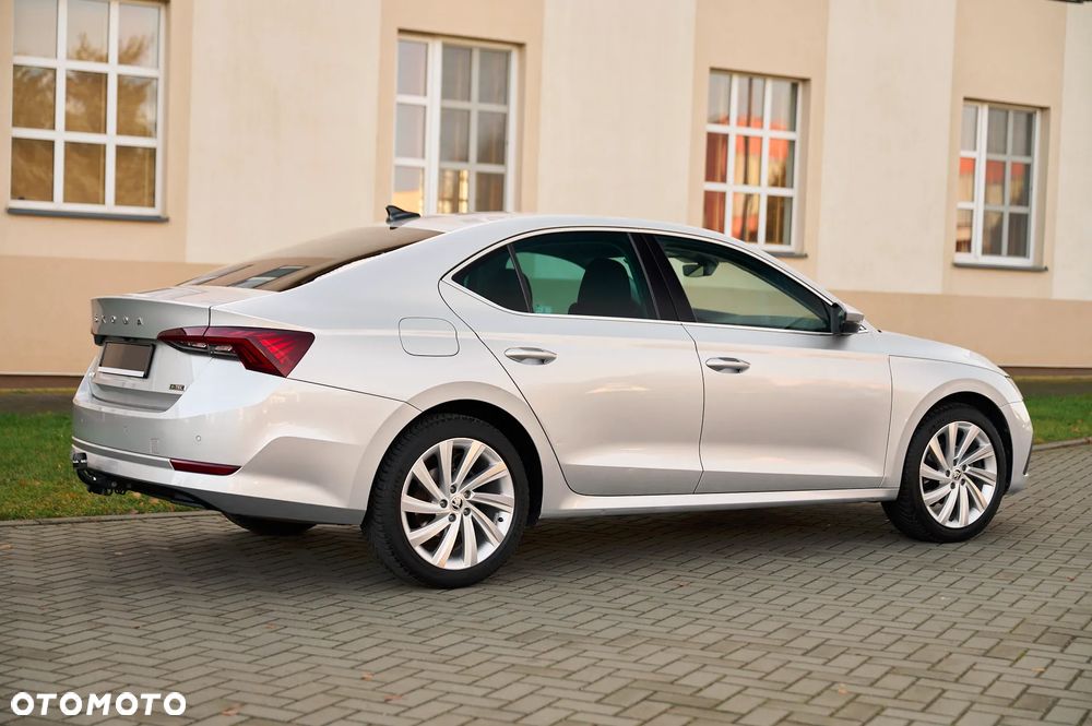 Skoda Octavia 1.5 TSI e-TEC DSG Selection Plus - 11