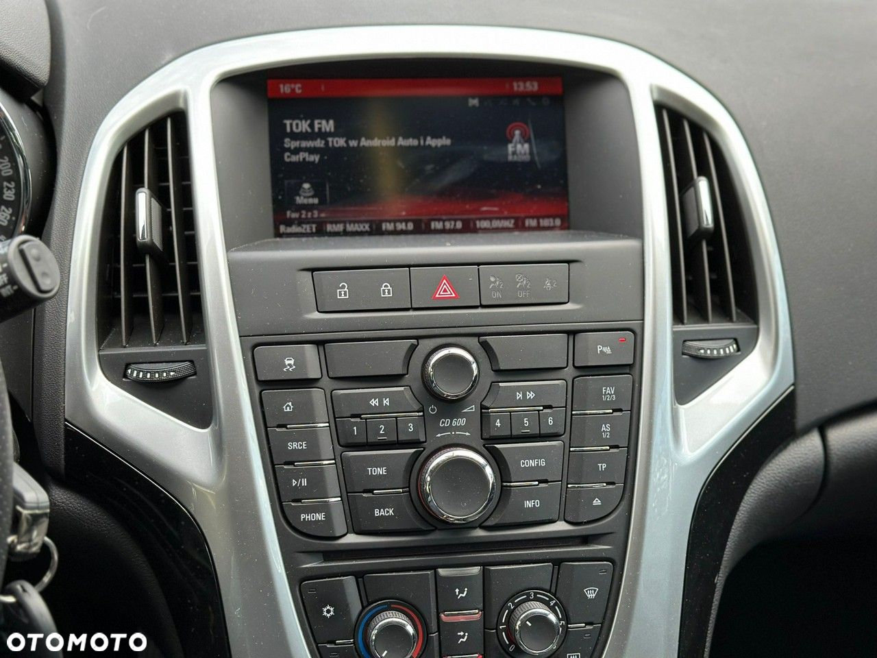 Opel Astra GTC 1.4 Turbo - 21