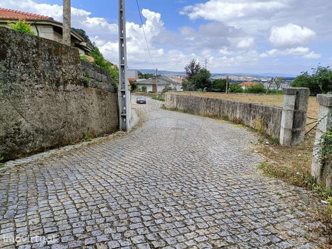 Terreno  para venda - Grande imagem: 2/8