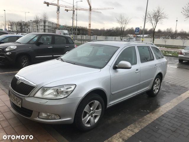 Skoda Octavia 1.8 TSI Elegance DSG - 5