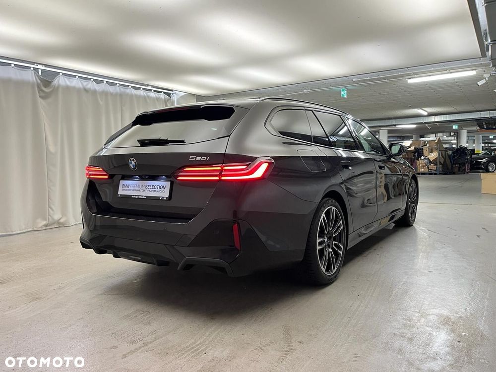 BMW Seria 5 - 12