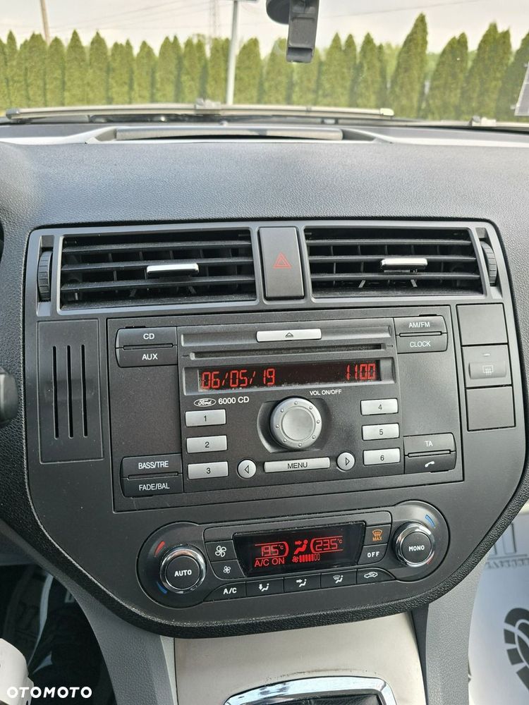 Ford C-MAX - 32