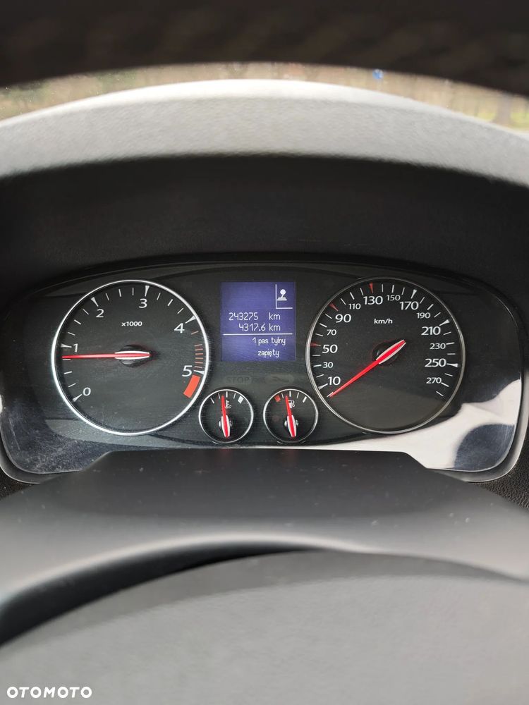 Renault Laguna 2.0 DCi FAP GT - 19