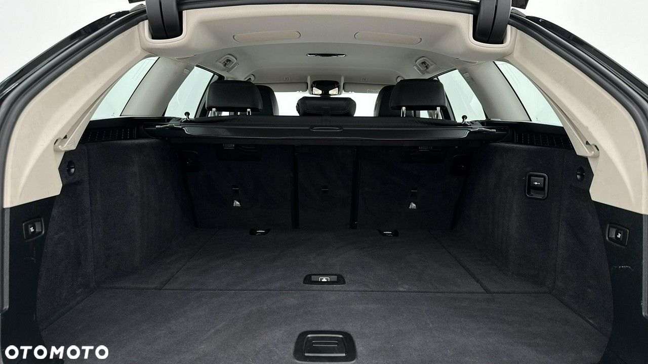 BMW Seria 5 520i - 12