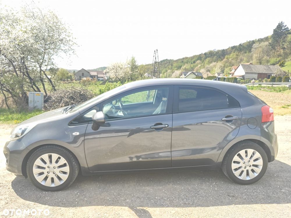 Kia Rio 1.2 Dream Team Edition - 15