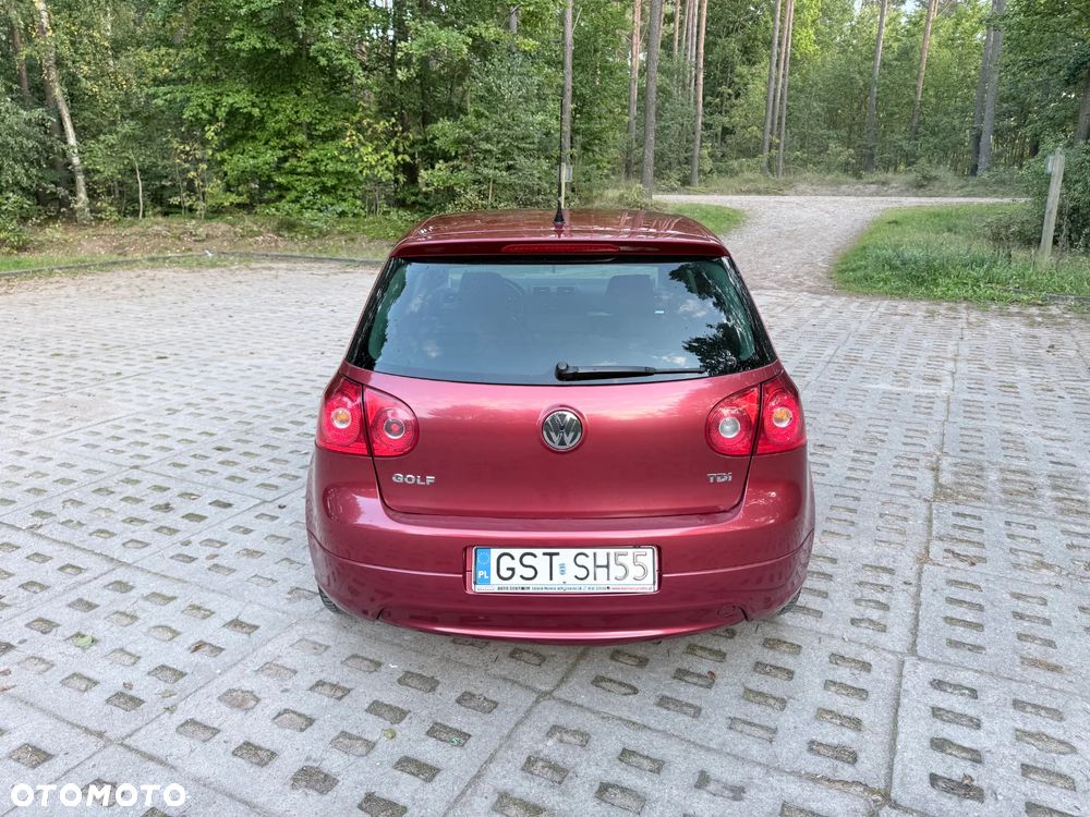 Volkswagen Golf V 1.9 TDI Trendline - 4