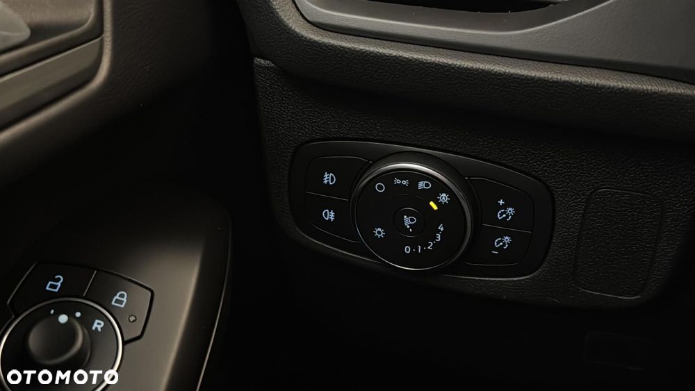 Ford Focus 1.5 EcoBlue Titanium X - 22