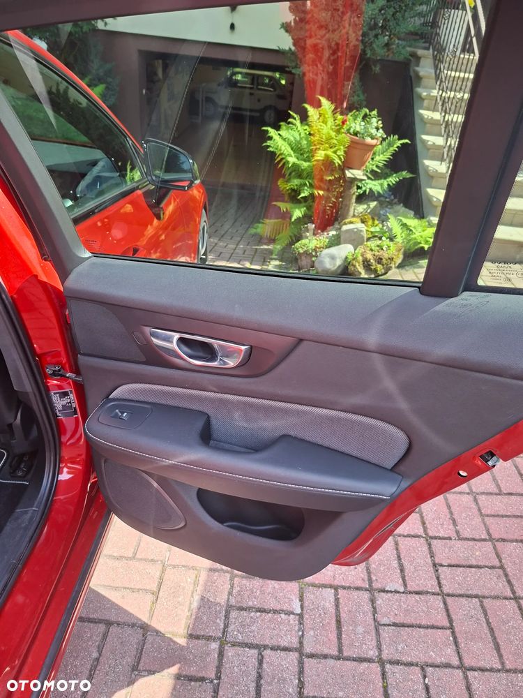 Volvo V60 B4 D Geartronic RDesign - 30