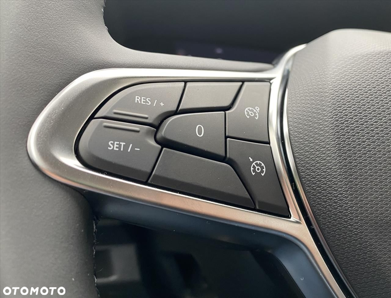 Renault Clio - 18