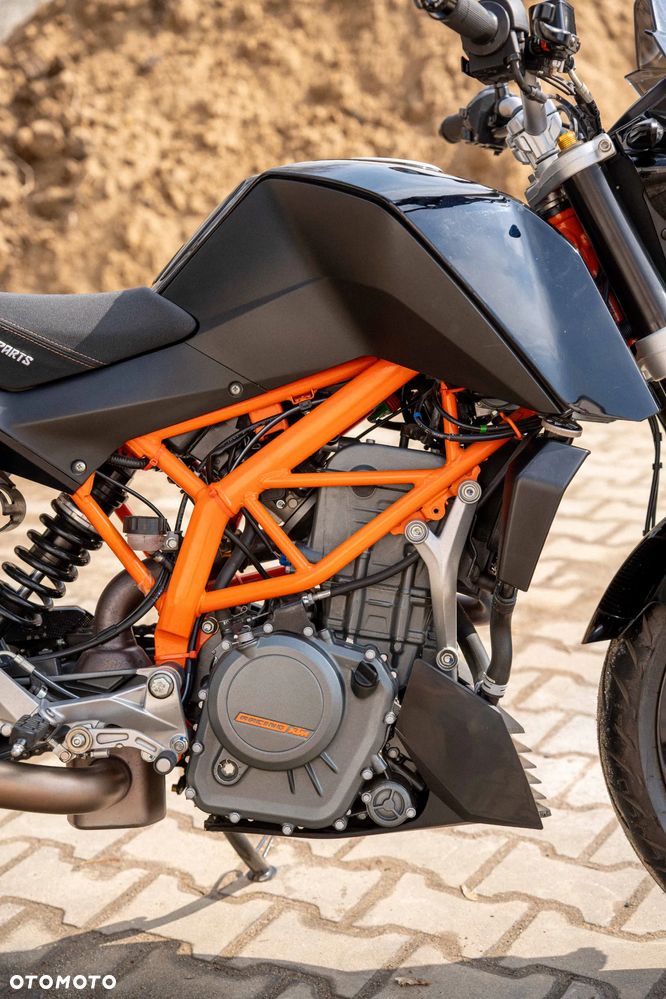 KTM Duke - 12