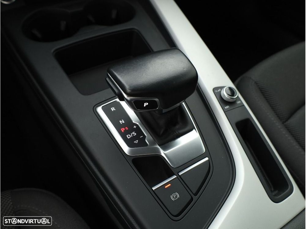 Audi A4 Avant 30 TDI Advanced S tronic - 22