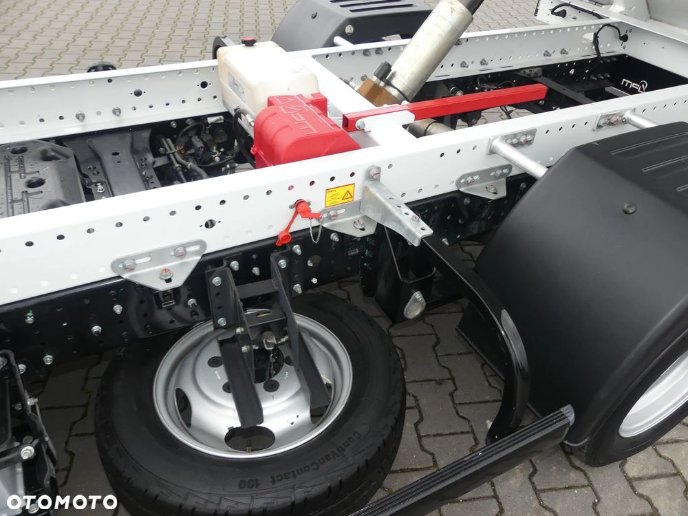 Mitsubishi FUSO CANTER 3C13 / WYWROTKA / SPROWADZONE / 3-OSOBOWE / - 17