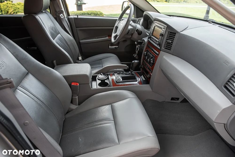 Jeep Grand Cherokee 4.7 Automatik Limited - 29