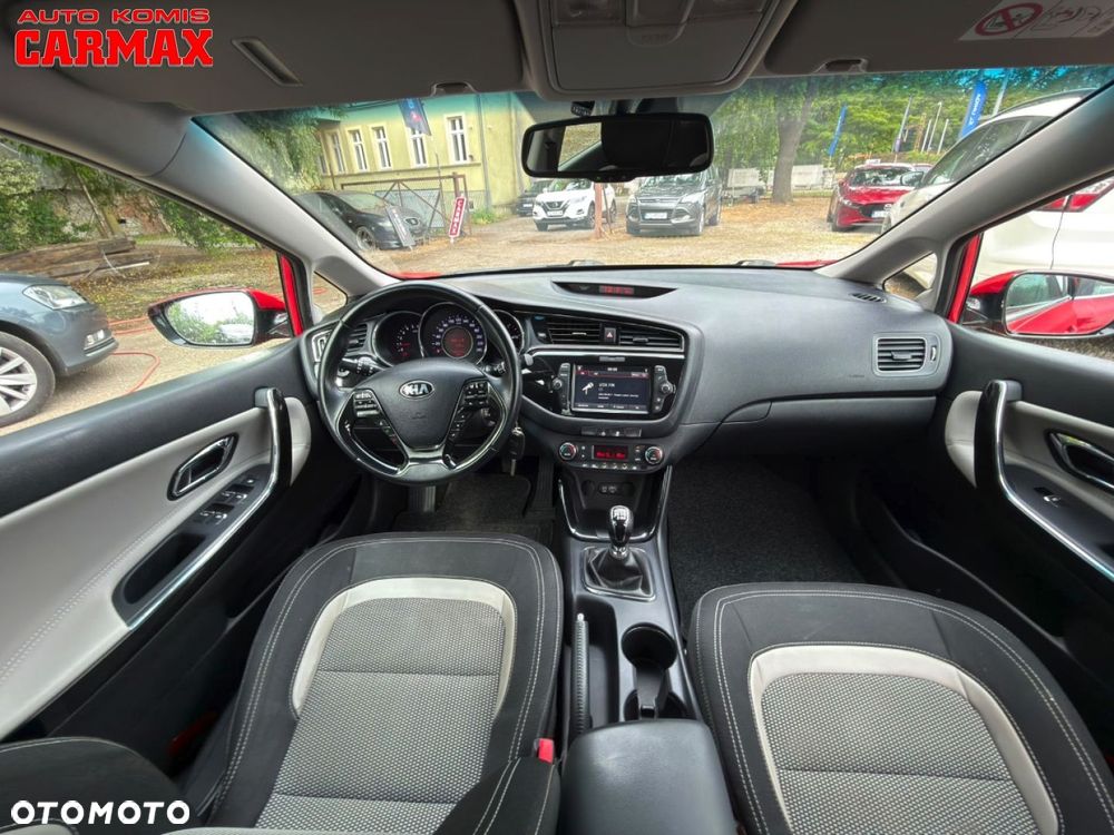 Kia Ceed - 20