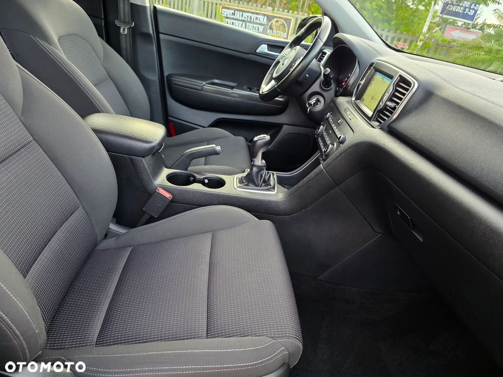 Kia Sportage 1.6 GDI 2WD DREAM-TEAM EDITION - 28