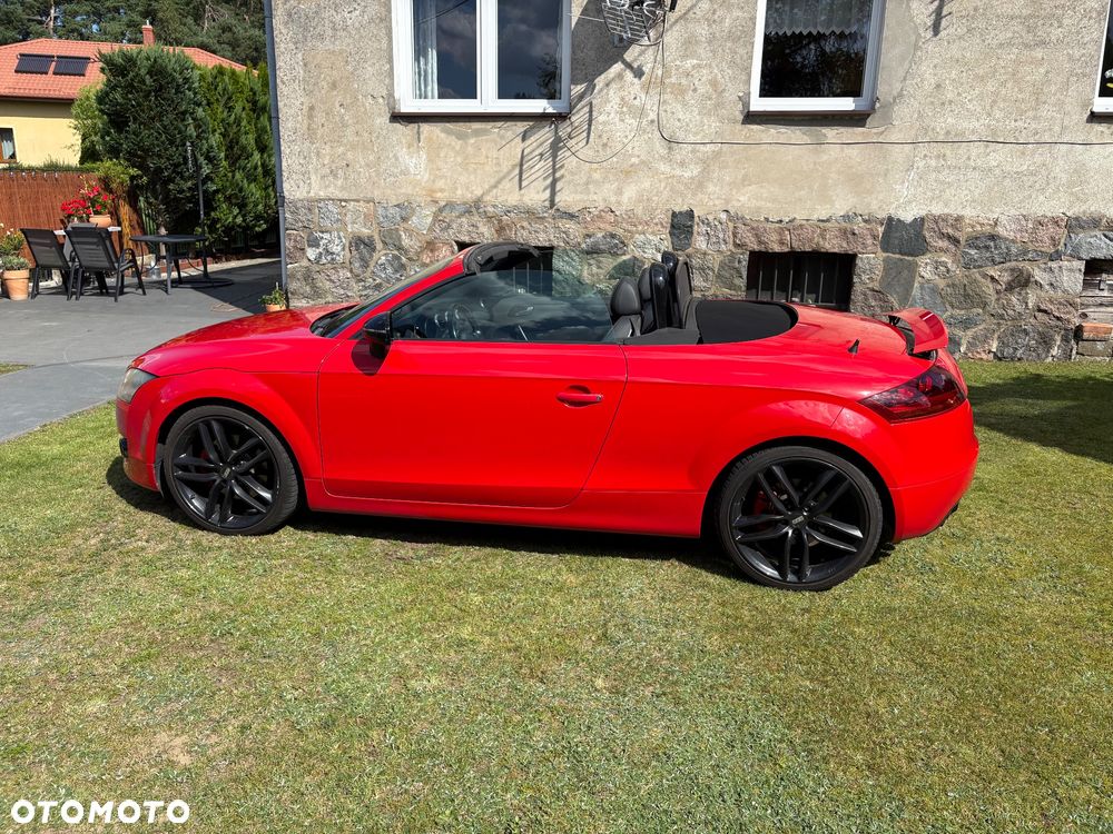 Audi TT Roadster - 4