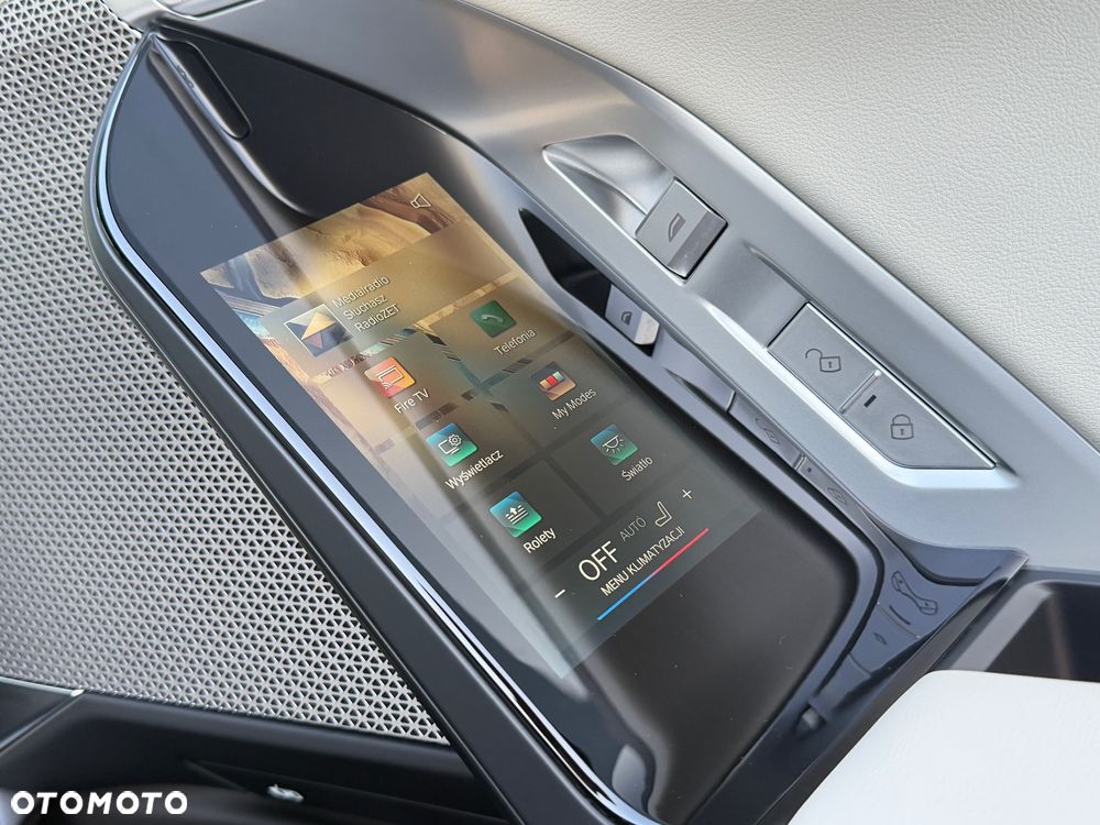 BMW Seria 7 740d xDrive mHEV sport - 11