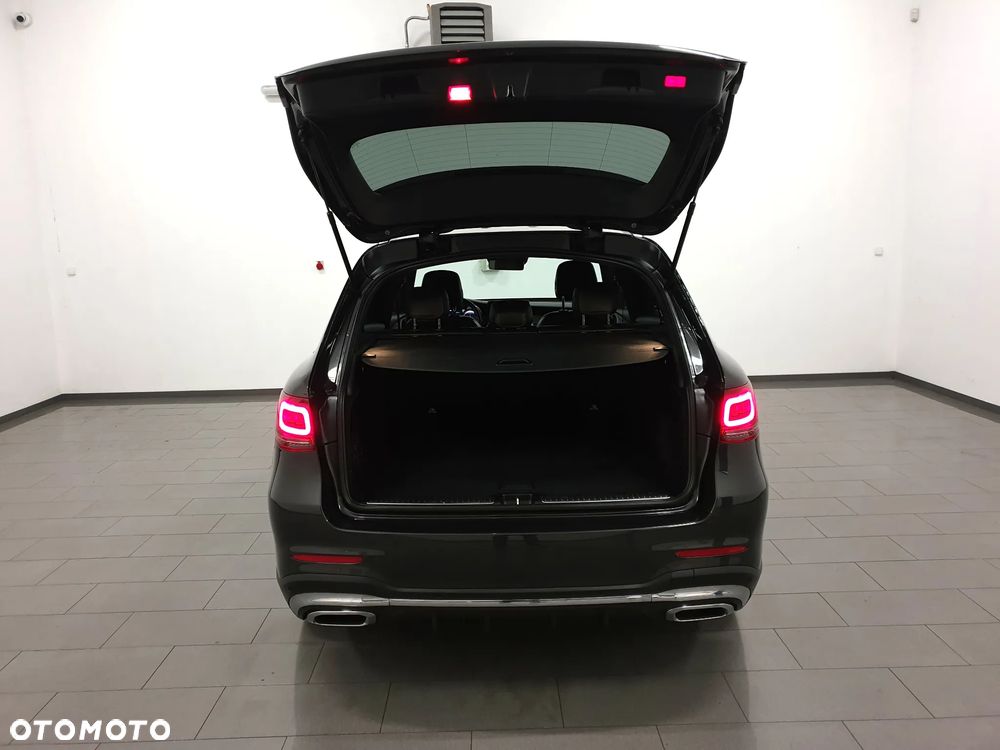 Mercedes-Benz GLC 300 d 4Matic 9G-TRONIC AMG Line Plus - 5
