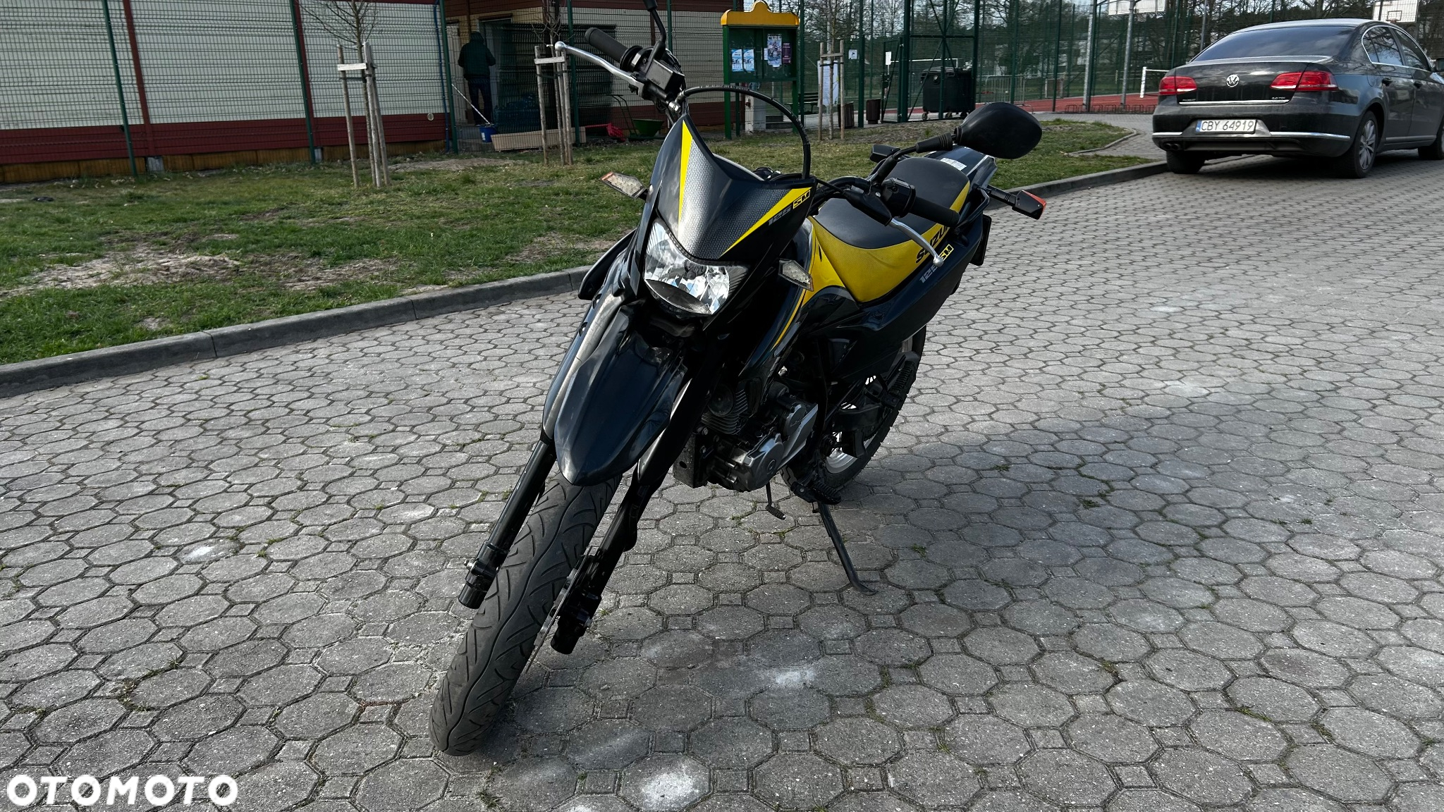 Suzuki DR