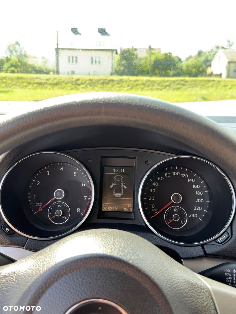 Volkswagen Golf 1.4 TSI BMT Comfortline - 17