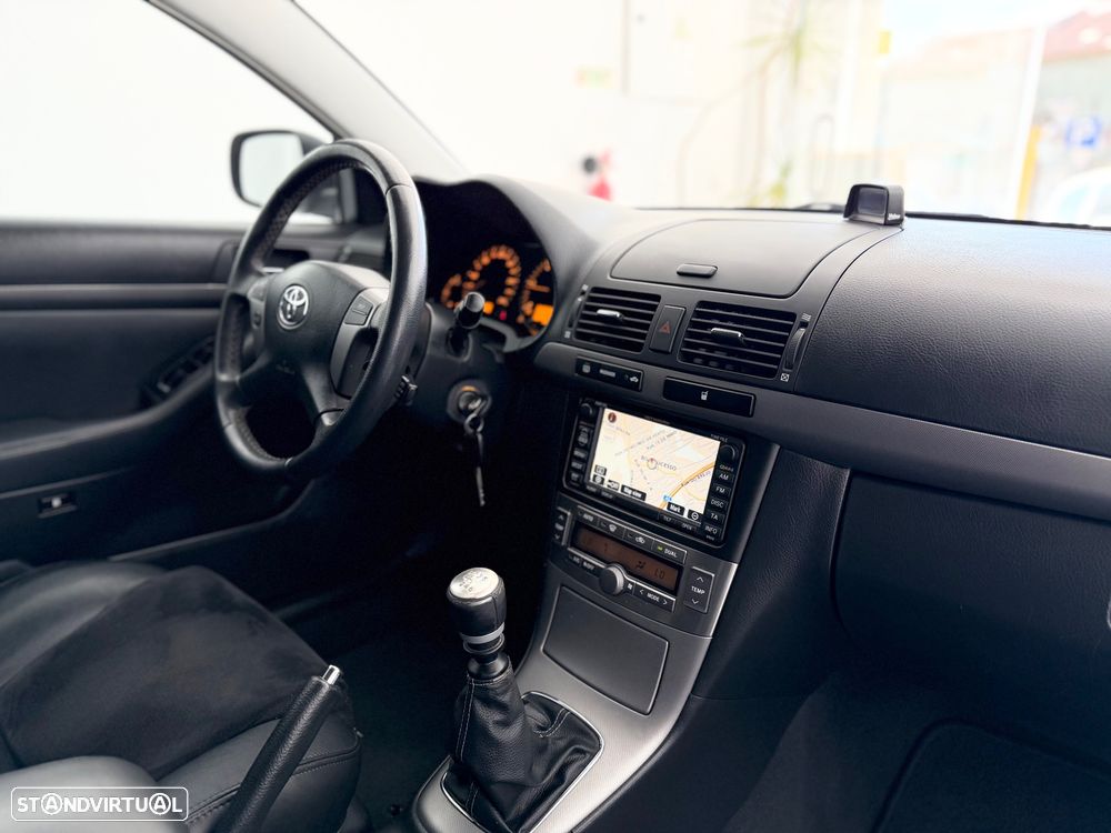 Toyota Avensis SW 2.2 D-CAT Sol+GPS - 28