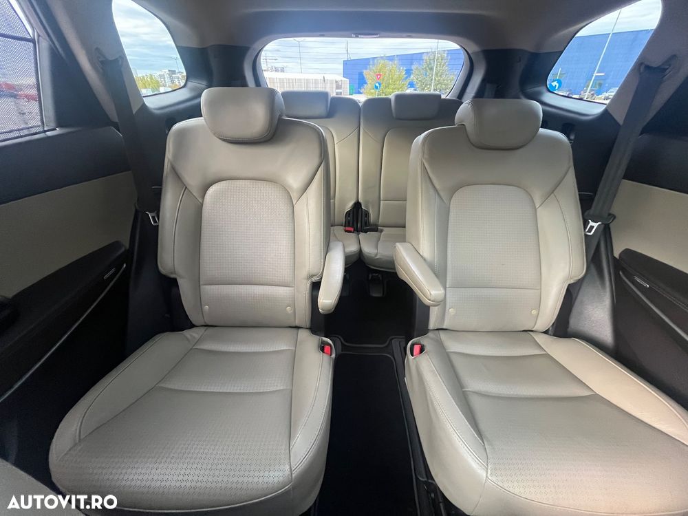 Hyundai Grand Santa Fe 2.2 CRDi 4WD Automatik Luxury Pack+ - 11