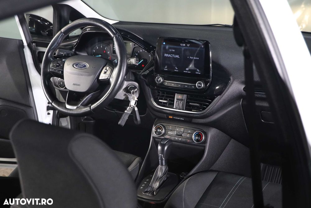 Ford Fiesta 1.0 EcoBoost Powershift Trend - 31