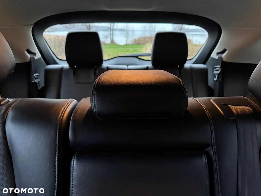 Mazda CX-9 - 16