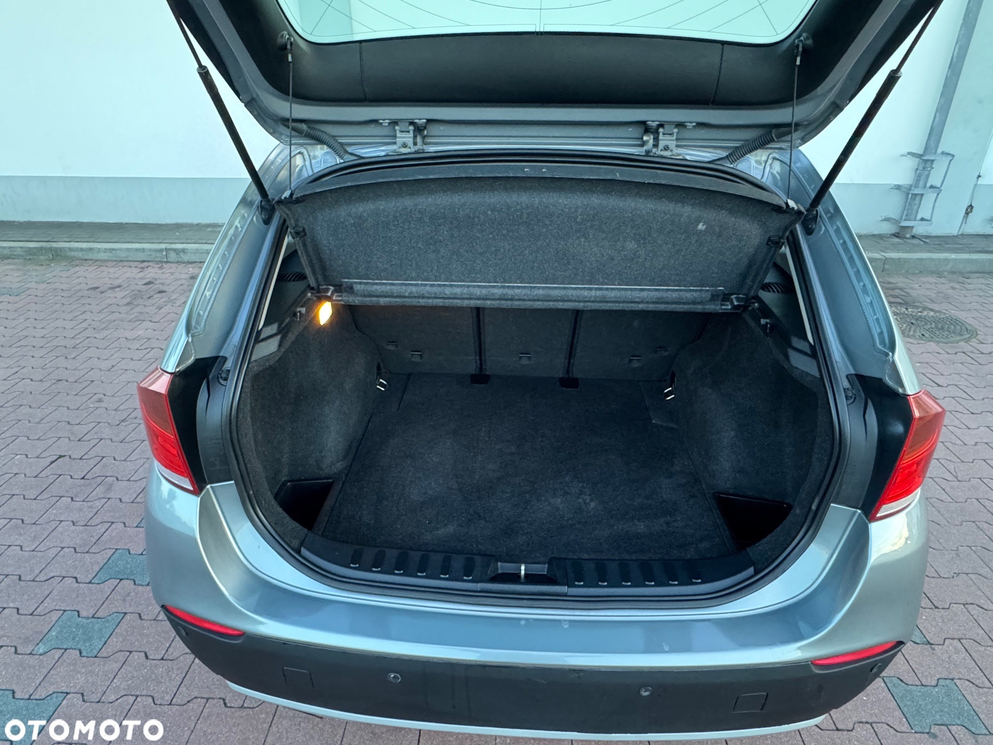 BMW X1 xDrive20d - 9