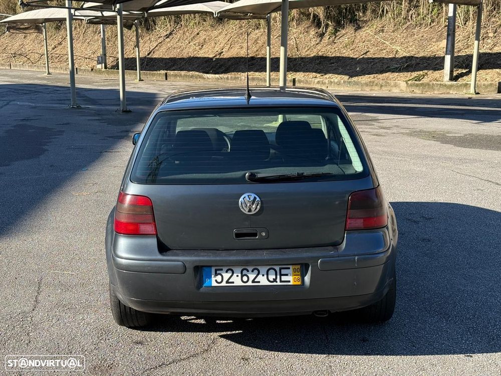 VW Golf 1.9 TDi Highline - 5