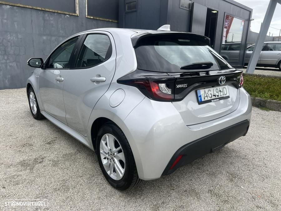 Toyota Yaris 1.5 HDF Comfort Plus - 4