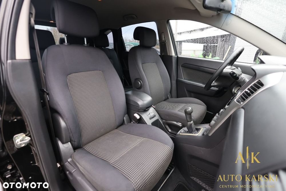 Chevrolet Captiva - 35