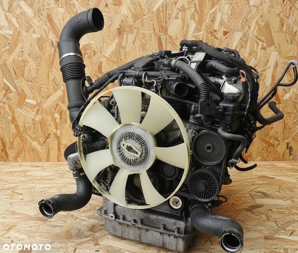 SILNIK KOMPLETNY MERCEDES-BENZ SPRINTER W906 VIANO VITO W639 2.2 CDI - 651.940 - 2