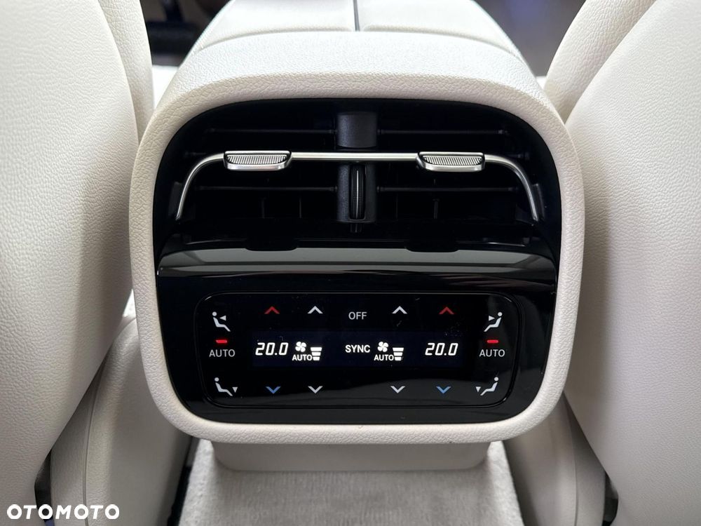 Mercedes-Benz Klasa E - 17