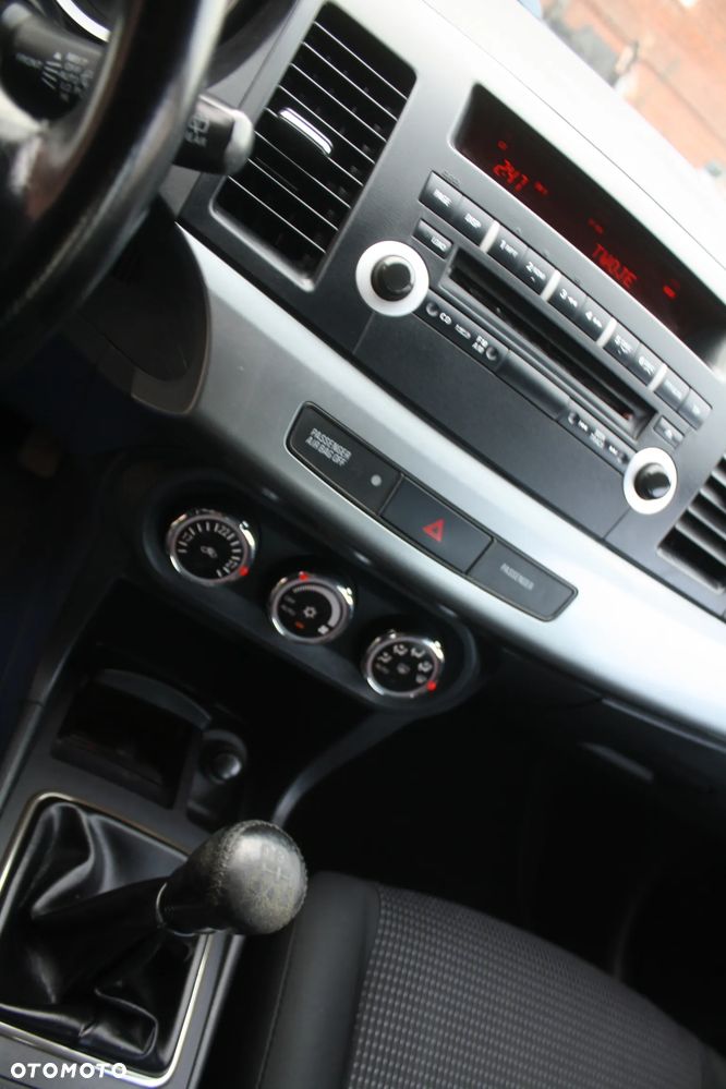 Mitsubishi Lancer 1.8 Instyle - 22