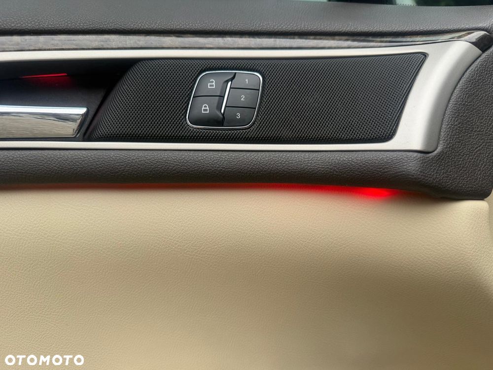 Lincoln MKZ - 16
