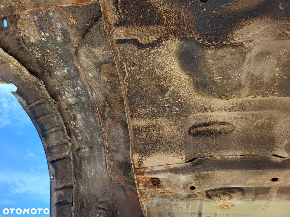 Suzuki Jimny Podłoga Bagażnika Błotnik Pas Tylny - 27