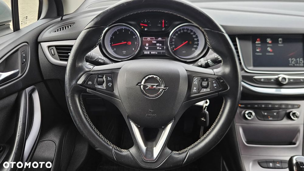 Opel Astra 1.4 T Enjoy - 11