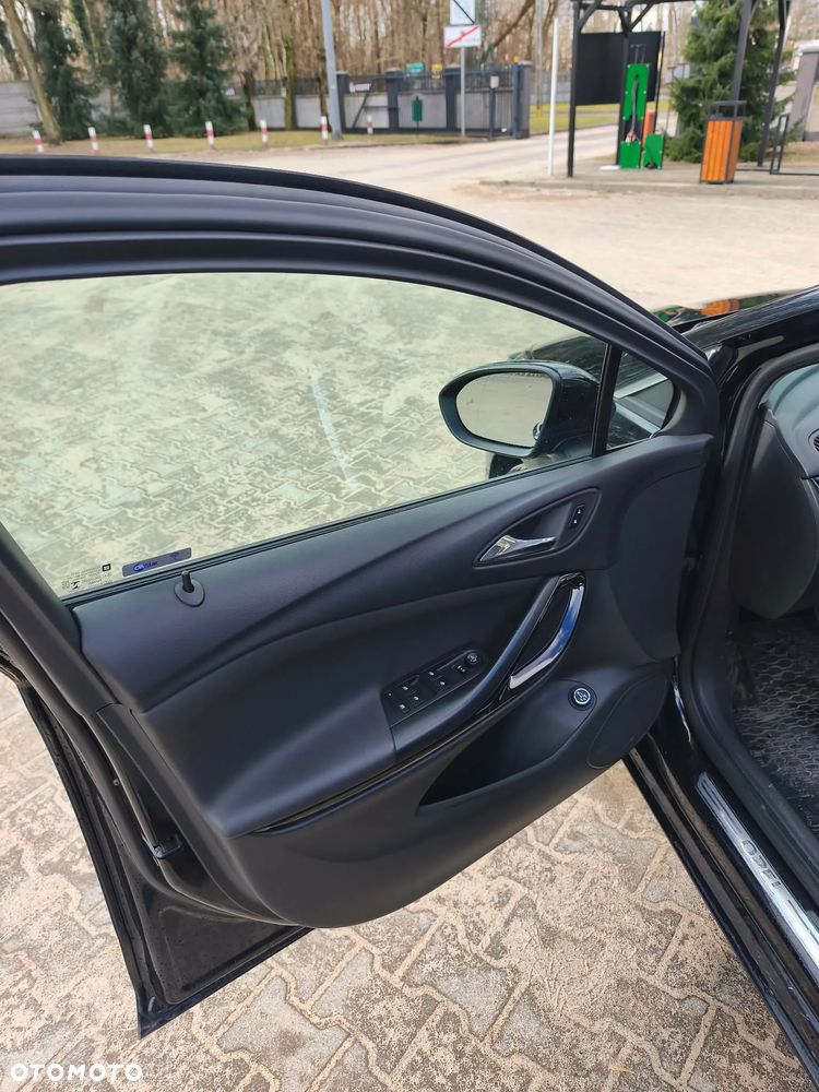 Opel Astra 1.6 T GPF Dynamic S&S - 13