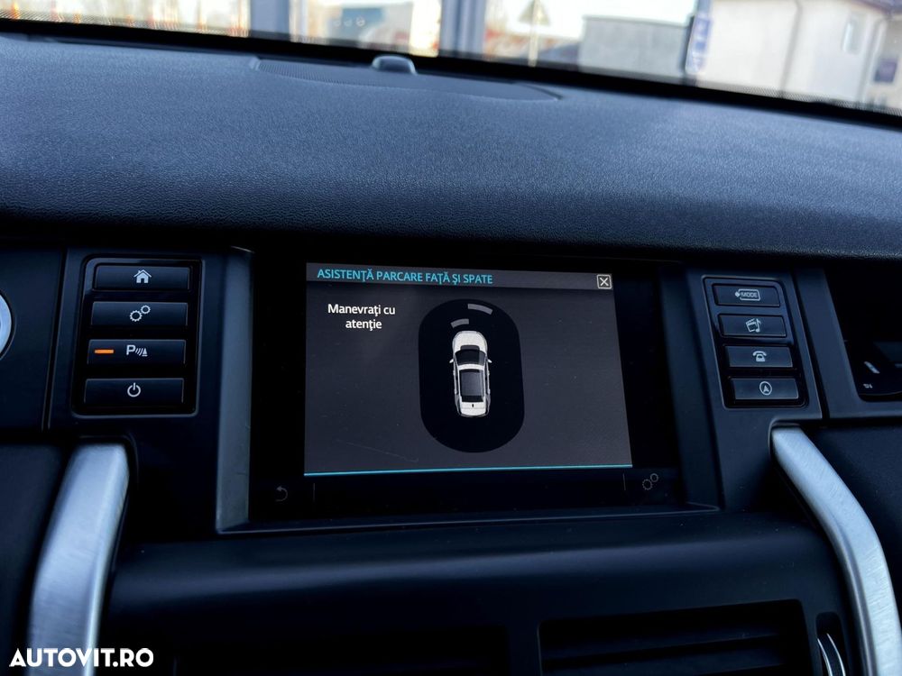 Land Rover Discovery Sport - 16