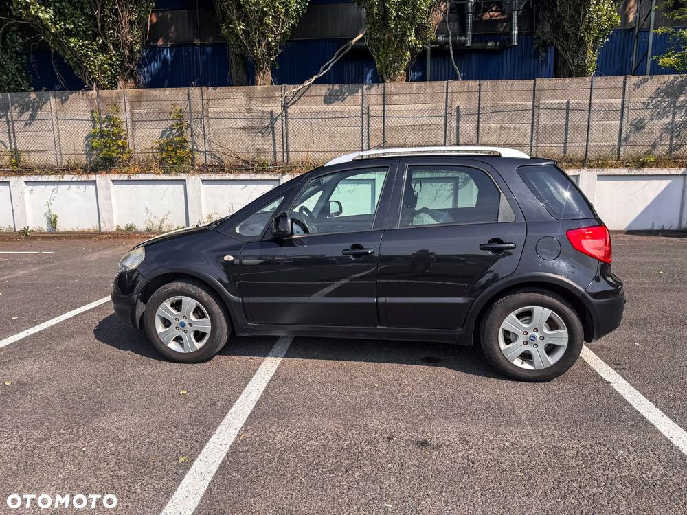 Fiat Sedici 1.9 Multijet DPF 4x4 Emotion - 11