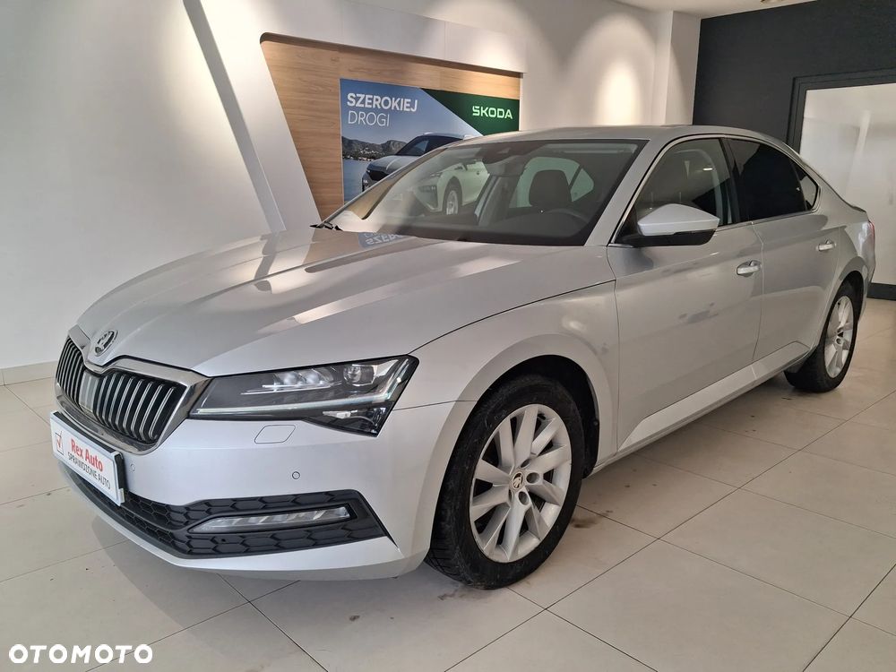 Skoda Superb 1.5 TSI Ambition DSG - 4