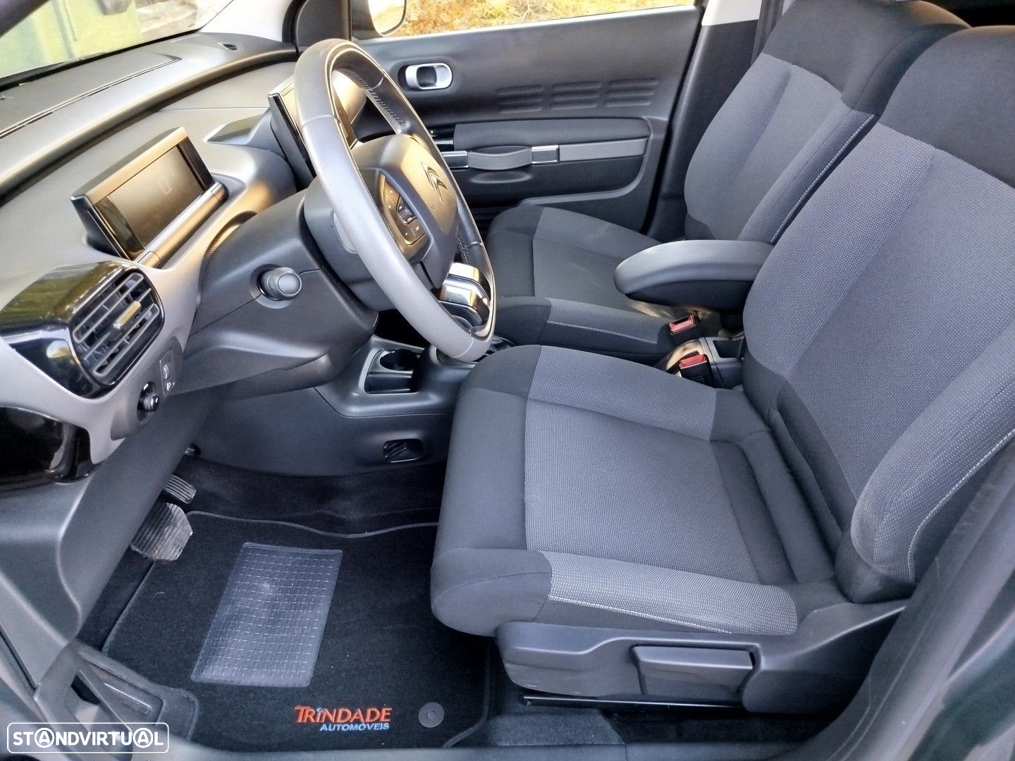 Citroën C4 Cactus 1.2 PureTech Shine EAT6 - 5