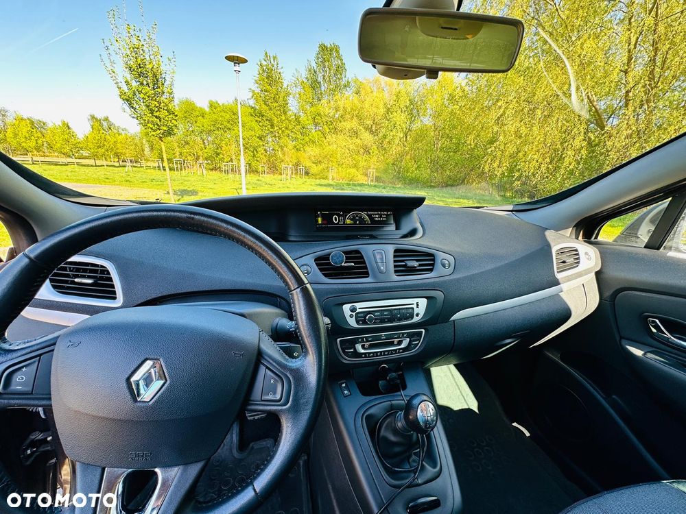 Renault Scenic 1.6 16V 110 LIMITED - 15